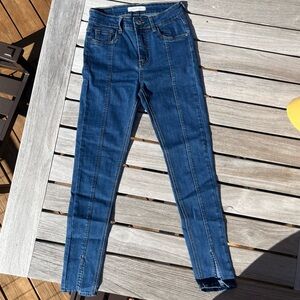 Redial Front-Seam Design Fitted Denim Jeans